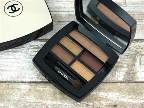 chanel dark blue eyeshadow 2018|chanel les beiges eyeshadow intense.